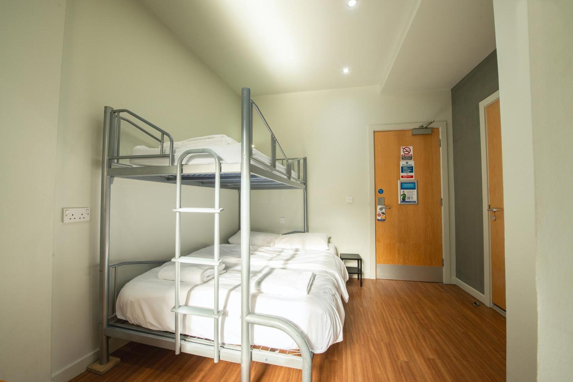 Triple Room,1516376770:JPEG